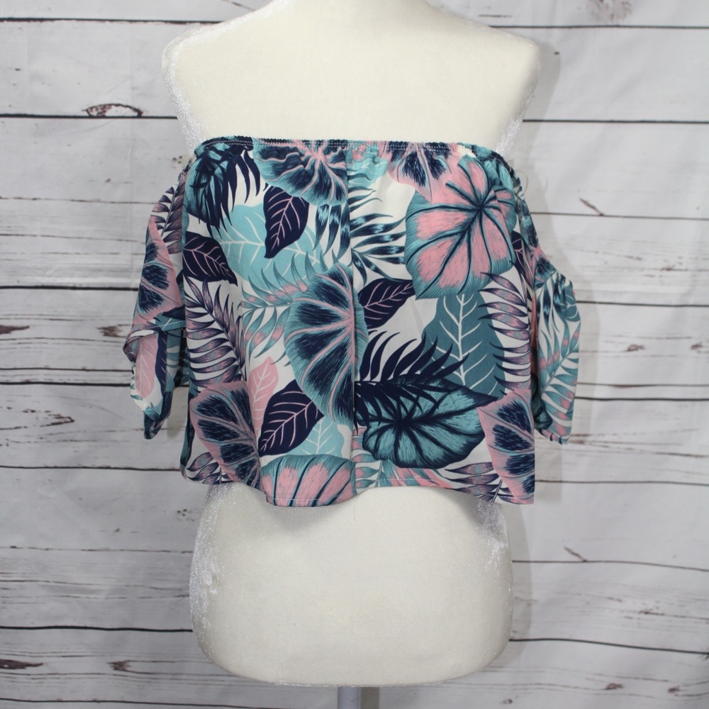 Charlotte Russe Cold Shoulder Crop Top